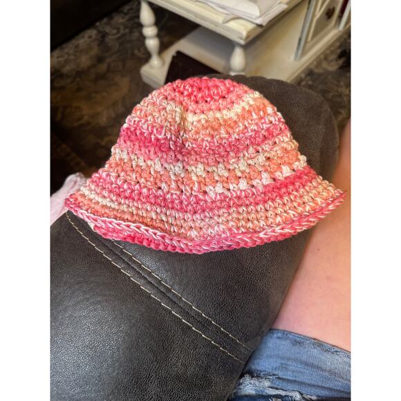 Crochet Baby Sun Hat – 6-12 Months – Handmade Pink Ombre - Picture 6 of 7